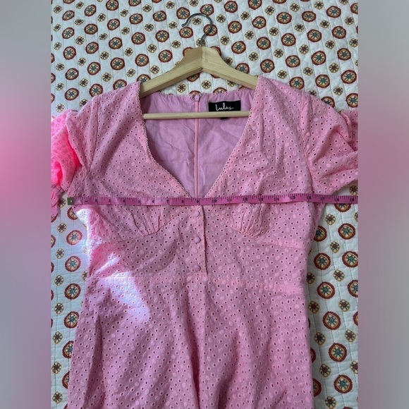 EUC Lulus Good to be Me Pink Eyelet Lace Midi Dress Size Small Retail $60 - Picture 9 of 10